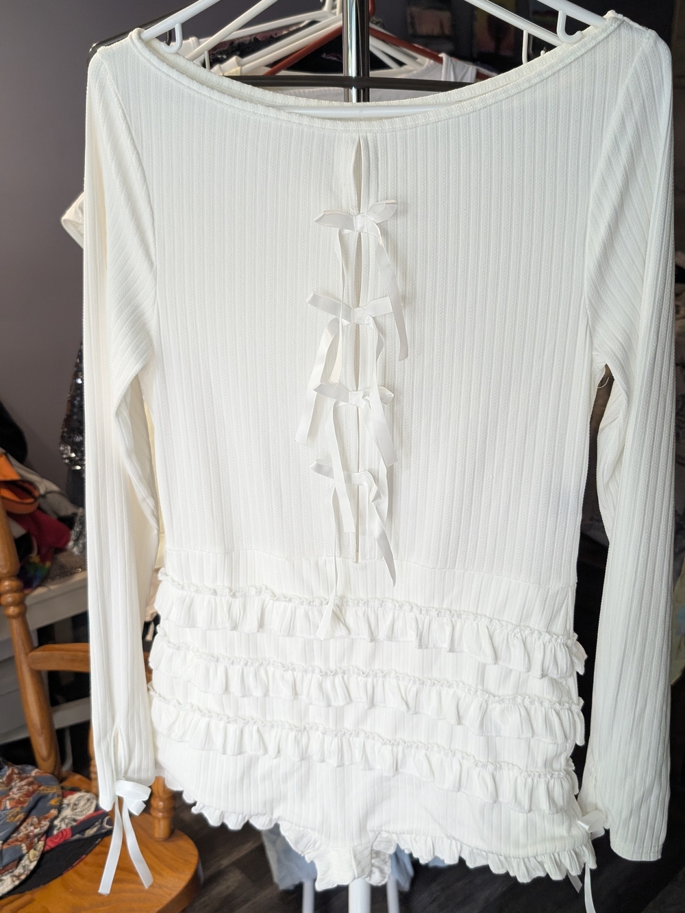 SHEIN White Ribbed Long-Sleeve Ruffle Body Suit with Tie-Back Bows